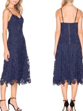 NEW WITH TAGS | Alice + Olivia Midi length Lace Dress | Size 6